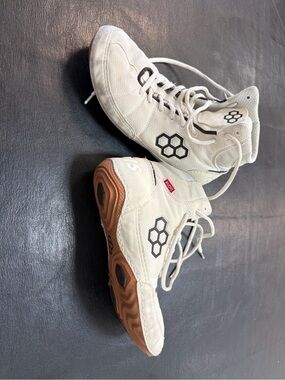 Rudis wrestling shoes